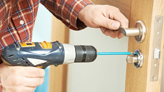 Automotive Locksmith at 98005, Washington